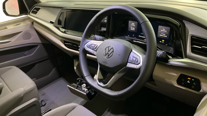Volkswagen Multivan 1.5 TSI eHybrid Life 5dr 4MOTION DSG Estate - Image 6